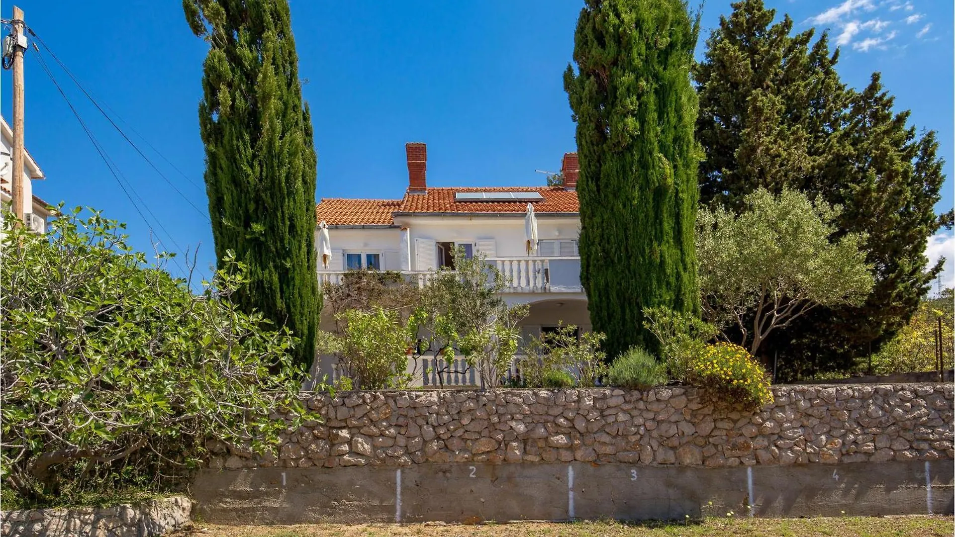 2 Bedroom Awesome Apartment In Rab Barbat na Rabu Croatia